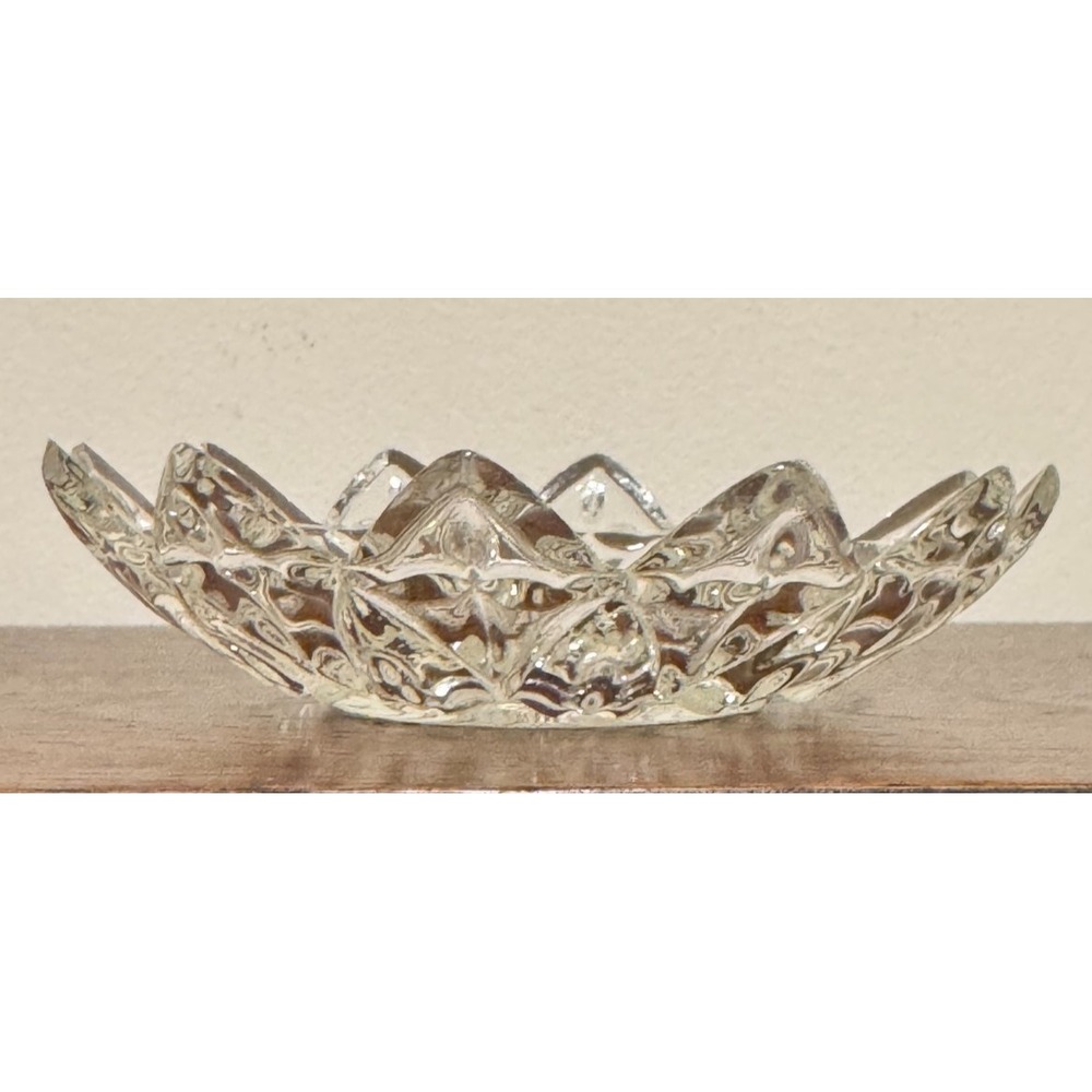 Vintage 1960s Federal Glass Petal Pattern 12 Point Bowl Dish Art Decor 5.75" dia